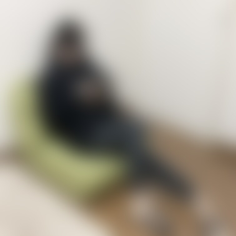 以前にリクエストのあった自宅で主人と○○○が別室にいる状況でのオナニー画像4枚Part.1です💖
もちろん真夜中ですけ