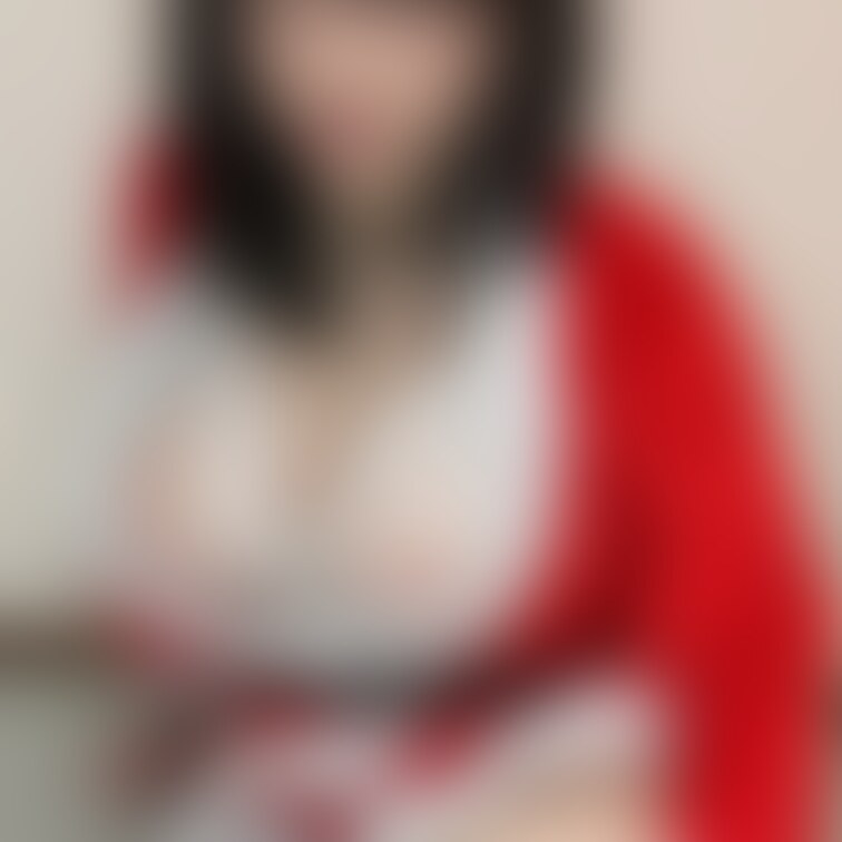 「メリークリスマス！！サンタさんのご奉仕、そして逆に白濁汁のプレゼント…」

サンタコスがはだけて…ブラ越しオッパイ