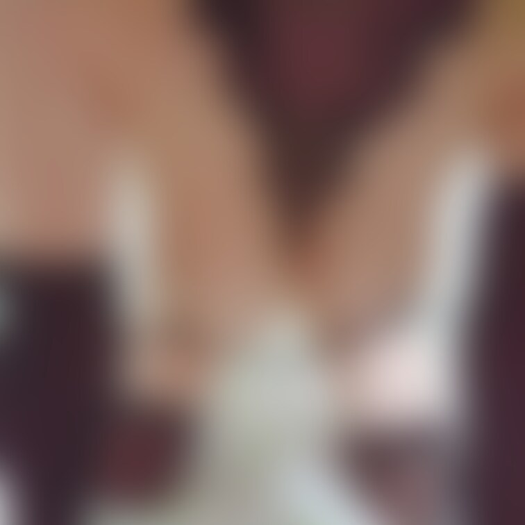 サキュバスコス👿part2
具が出そうなTバック(*/□\*)
おしり好きへのサービスショットだよ♥️