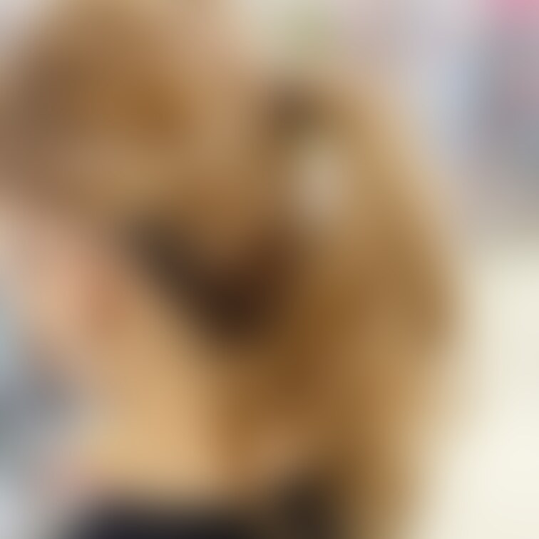 人妻、買い物中のポニーテール茶髪😵💕