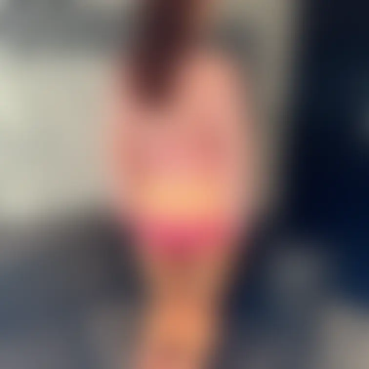 怜子のお尻に「いいね」ください💗
揉みたい？
うずめたい？
好きにしていいよ、、、💗