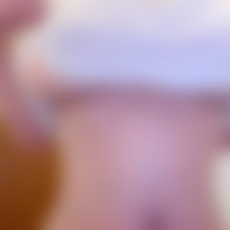 我慢できなくてちょっと触ってしまった。

エッチしたいな