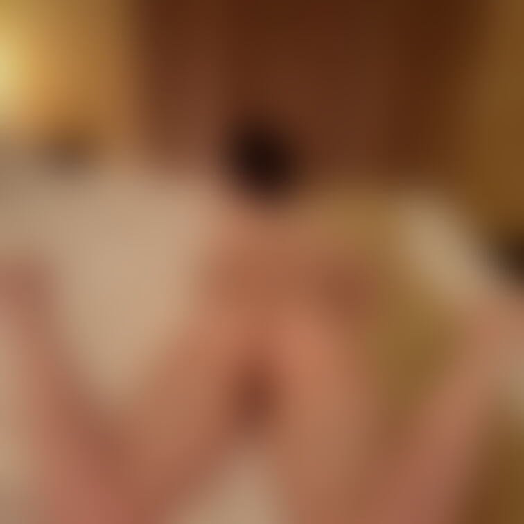 ラブホのお風呂上がりにくつろいでたらお尻撮られたから、前向いて大開脚したった(((o(*゚▽゚*)o)))
こんな