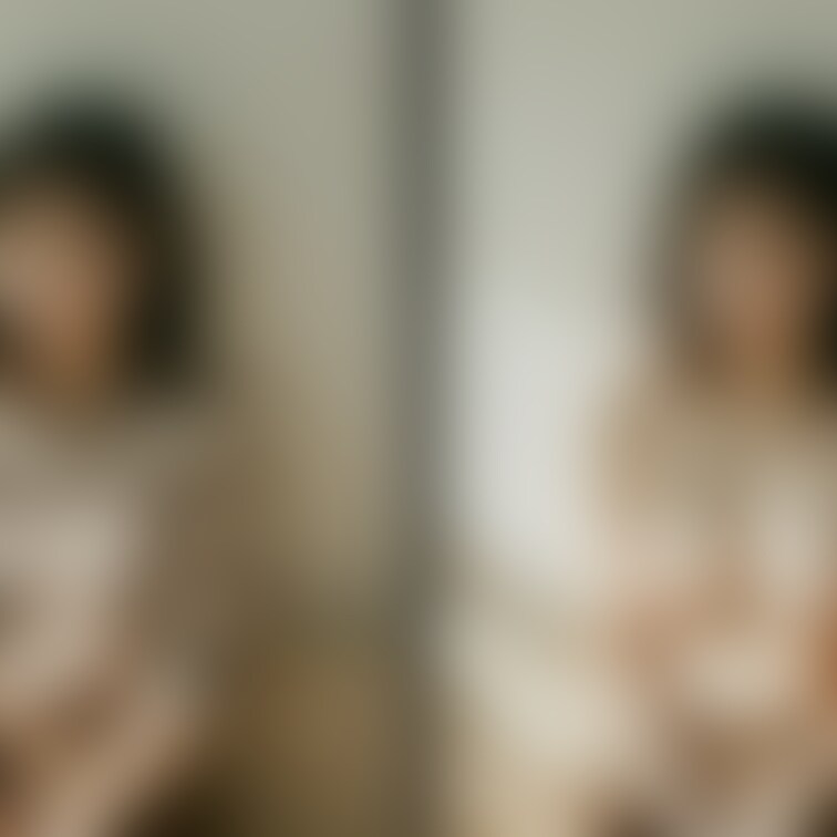 着衣と脱衣を並べた画像です。画像№938