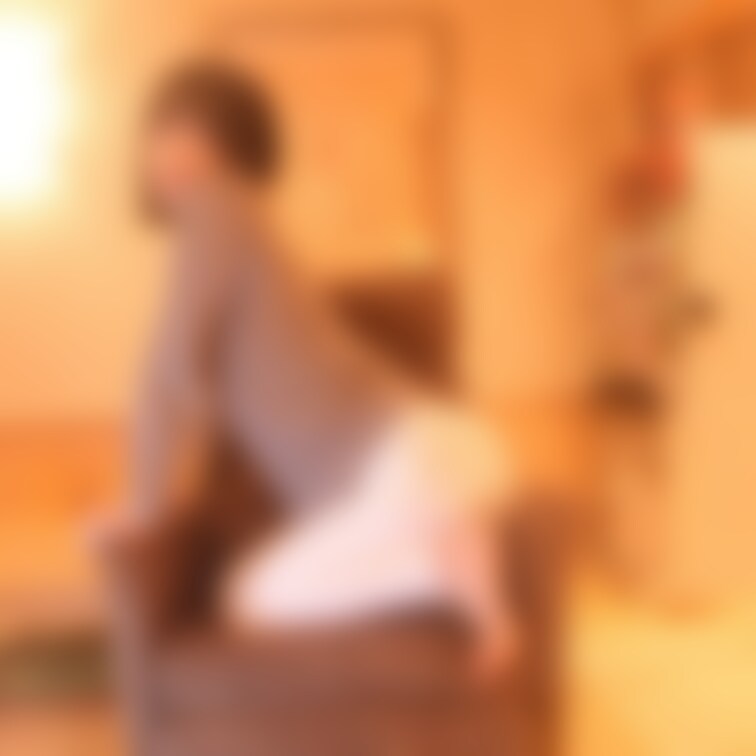 お久しぶりのMOCOちゃん動画です
今回はジーンズ系おなら好きさん必見の
白スキニーでのおなら動画です

こうい