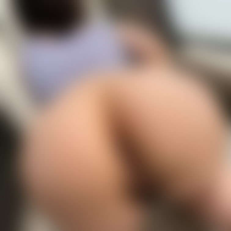 ベランダでアナル日光浴🍑