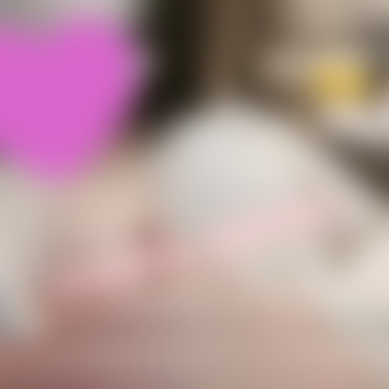 Twitter投稿：お外でのプチ露出④