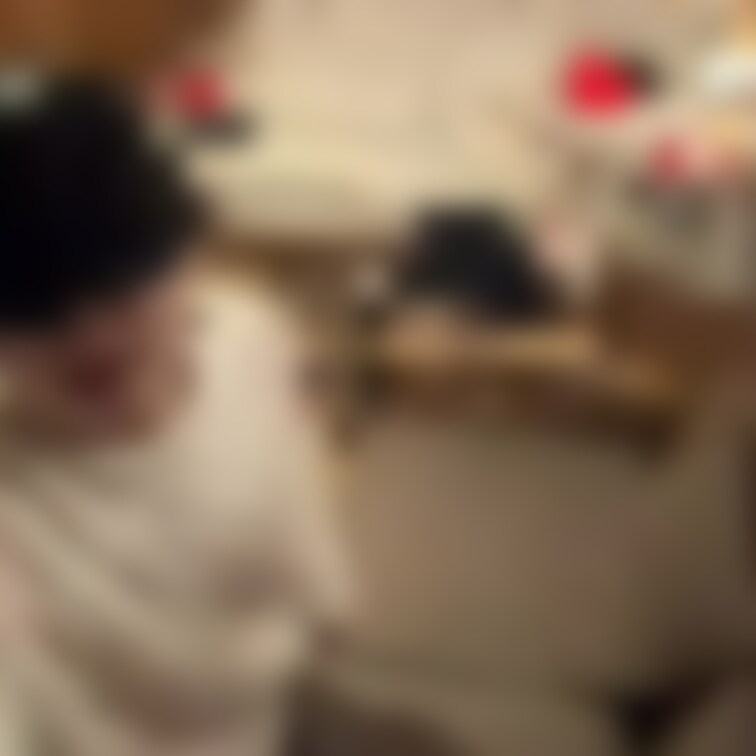 北海道旅行での動画です。

ゆりちゃんに気づかれずにこっそりオナニーを俯瞰でどうぞ！📸
