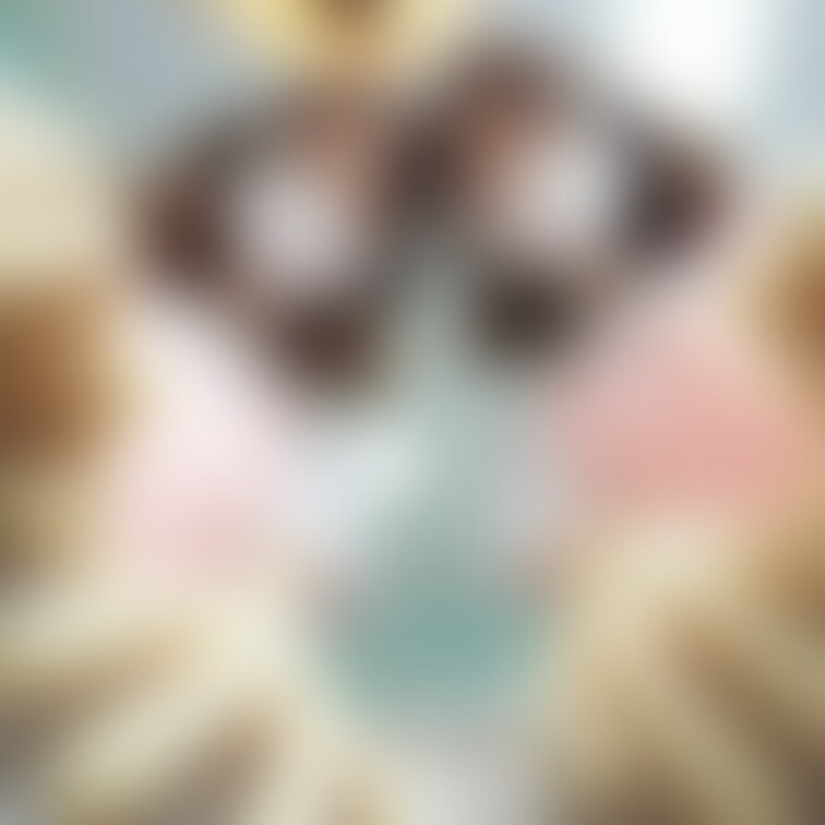 削っていきますね、痛かったら左手挙げてください