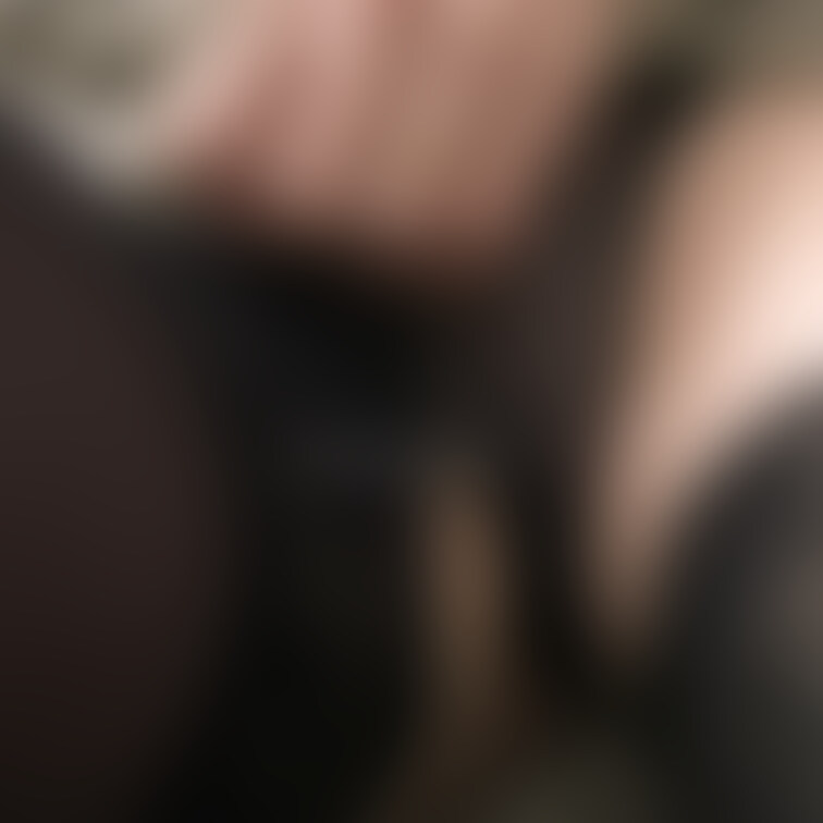 お着替えしてるとこ見たいの？
じっくり見られたら…
恥ずかしいよぉ🥺💦