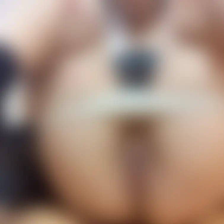 学校から帰宅して恥ずかしいけど欲しがりポーズしてみました🤭💕