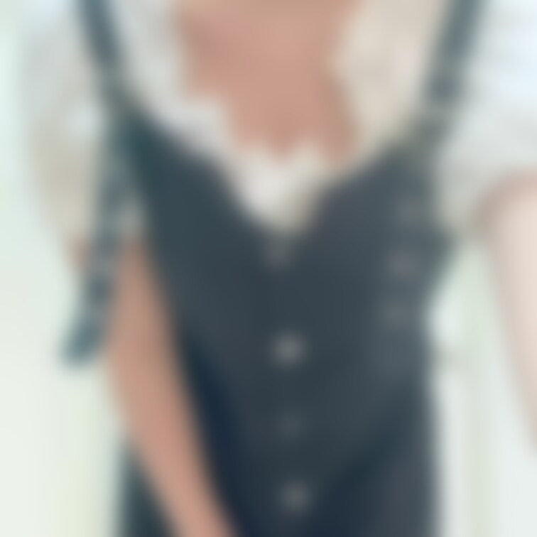 〜リクエスト〜

お着替え動画☺️
まりなのお着替えみてフガフガしてほしいなぁ