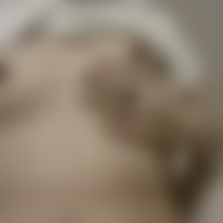 おっぱいさわさわ🥰

【みみからのお願い💕】 
えっちだと思ってくれた方は 
写真下の♡印をポチッとしてくれると