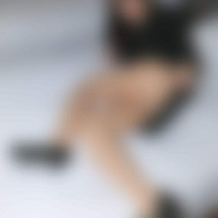 OL姿でバックの態勢で・・・
--------------------------------------------