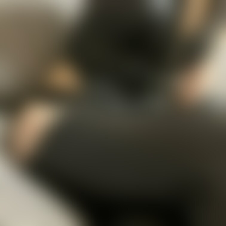 この前着たボンテージ、オフショット的な笑
似合ってるでしょ😼