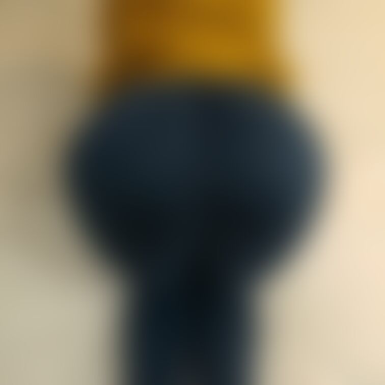 デニム尻とパンティです。