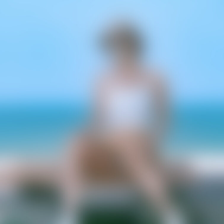 夏に撮影して放置してたの発見(*´ω`*)ニャハ
この頃には結構露出にもなれて人が見てない時には大胆になれちゃう(
