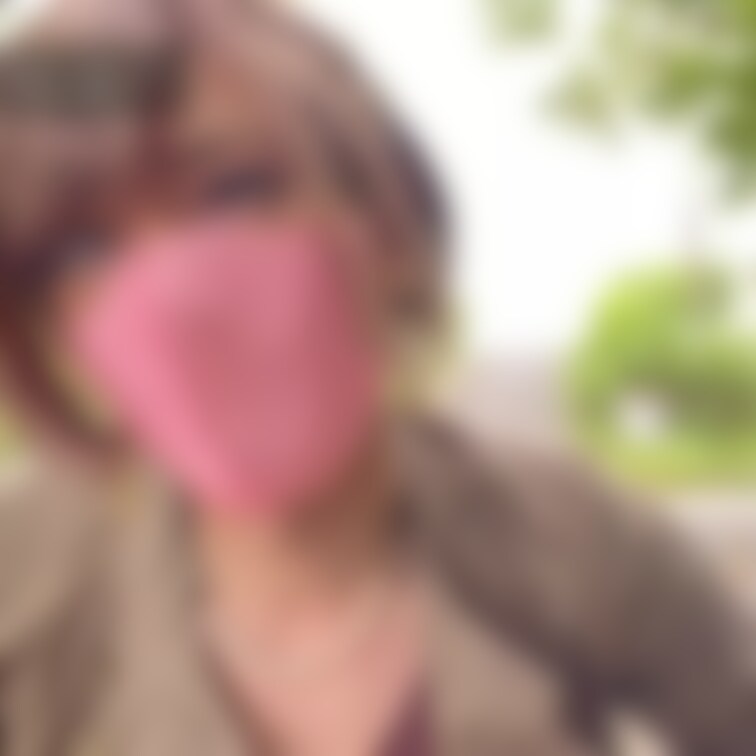こないだ公園でお散歩した時の🔞㊙️秋の装い㊙️🔞第1弾たくさんの人にチラチラ見られました✨
minaへの登竜門として、