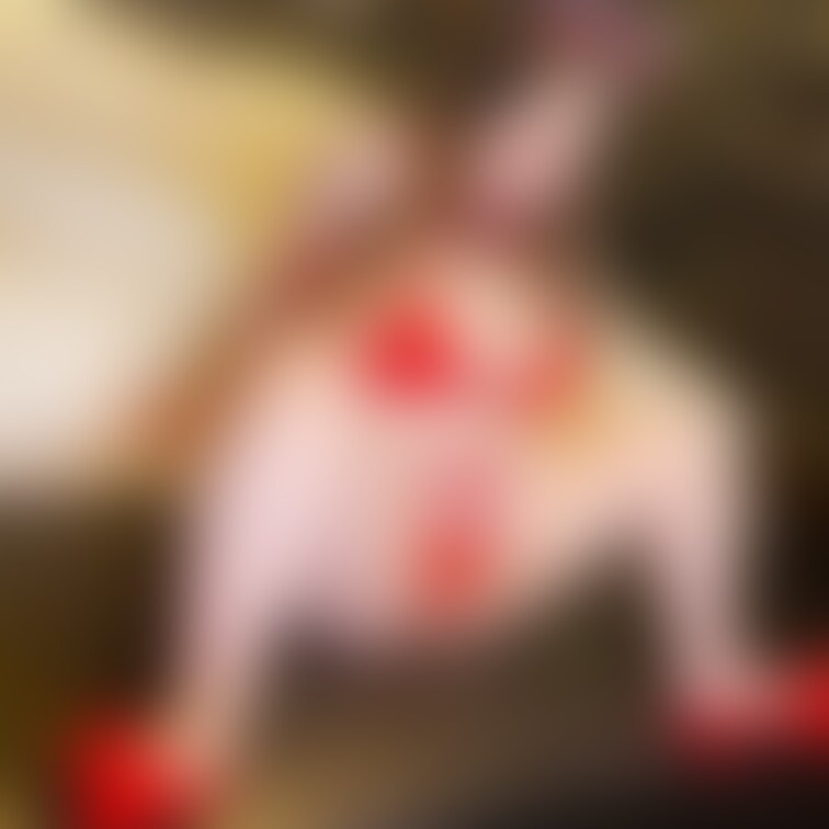サンタガールのM字系写真をアップ💖
おパンツ越しでもわかるマン◯ジめっちゃえろくない⁉️💕
写真はまだあってこの