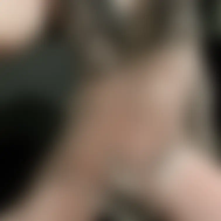 🤫🖤