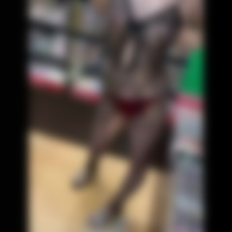 たまには、こういうのもどーですか？🤔
ガチオナニーとかもありなのかな？😇

#露出
#おっぱい
#全身タイツ