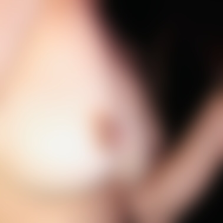 近すぎますか乳首…