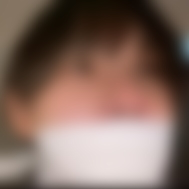必死に息しようと鼻の穴がすっごく膨らんでます、、