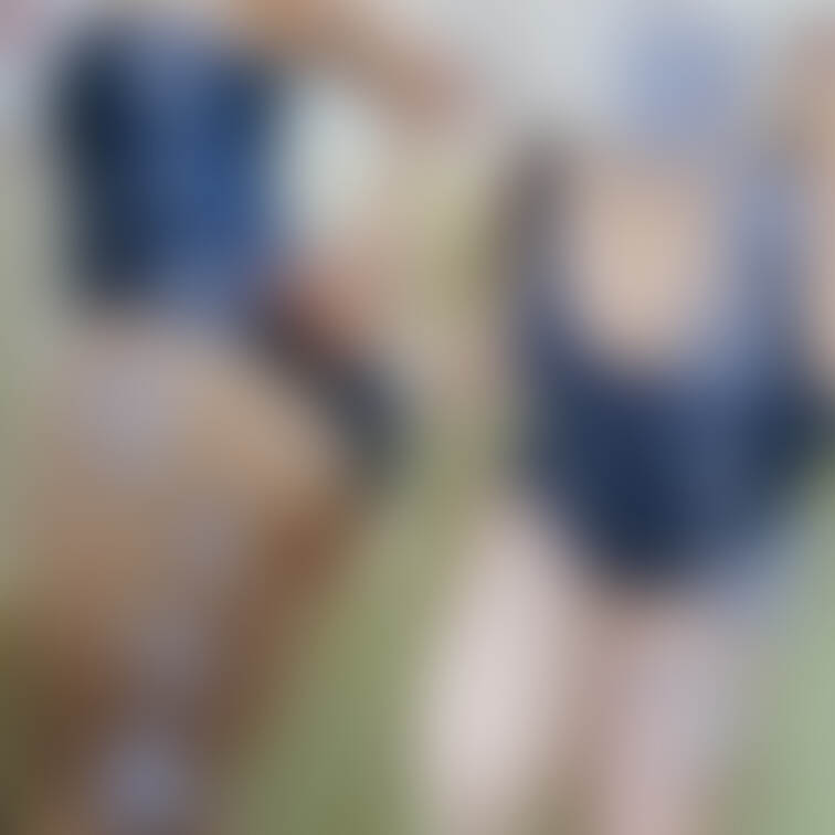 別のところで新写真集発売しております👙
スク水だよーん