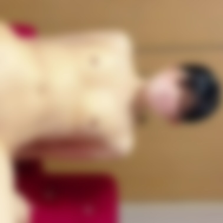 今回はお尻の穴にも、おちんちん入れてもらいました🤭💕

おまんこじゃないのに入った瞬間…イキそうに…

他のフォ