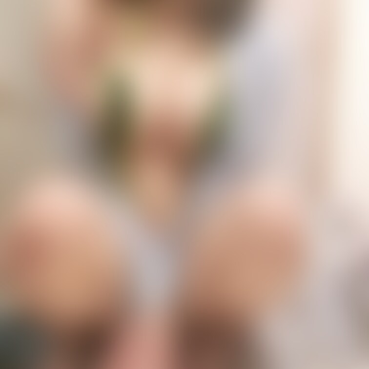 
緑のマイクロビキニ です✨