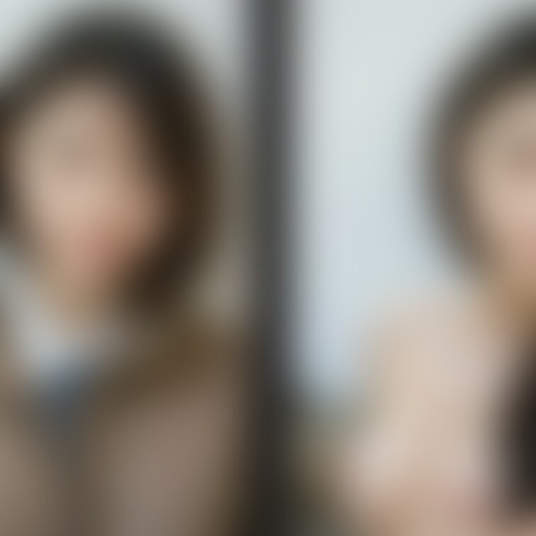 着衣と脱衣を並べた画像です。画像№1086