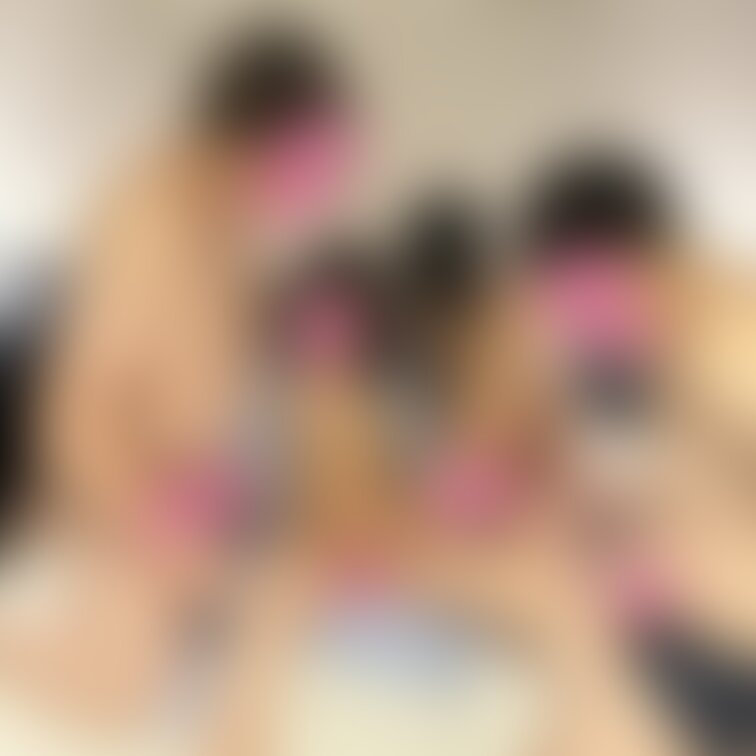 <本日の1枚>
ただいまプレイの真っ最中です。
今夜のプレイのスペシャル画像を、販売してみようかな？