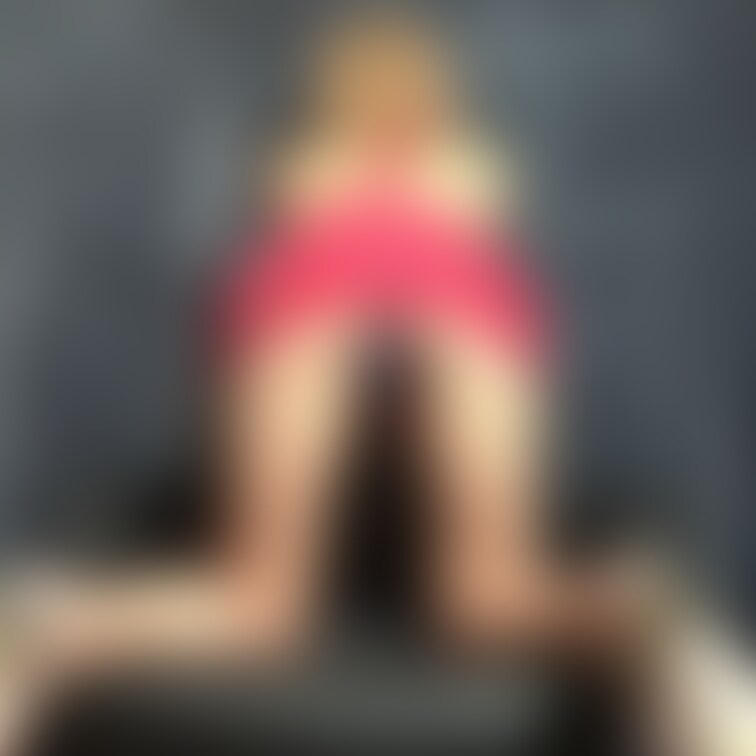 TWICE級のセクシーダンサーを快悶責め

バックスタイルから美脚＆美尻を堪能せよ！

次の快悶行きはこいつだ！