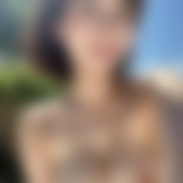 ちくび見てほしい🫣 最近露出欲がヤバい🥰
私でたくさん興奮して💕💕