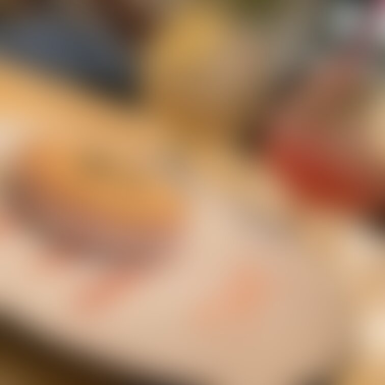 スヌーピーCafe
アイスサンドは限定サクラ🌸トッピング💖