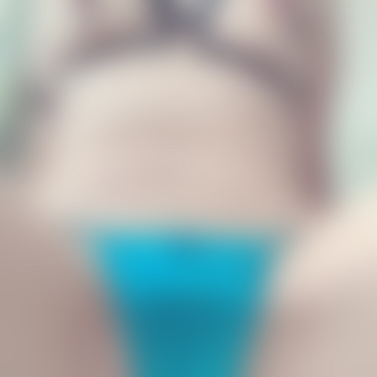 プロフにも使ってる○○○束具です☺️
乳首を摘んでるので濡れてきてしまいました💟
染みが恥ずかしいです…