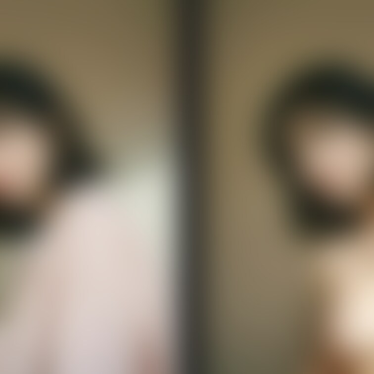 着衣と脱衣を並べた画像です。画像№987