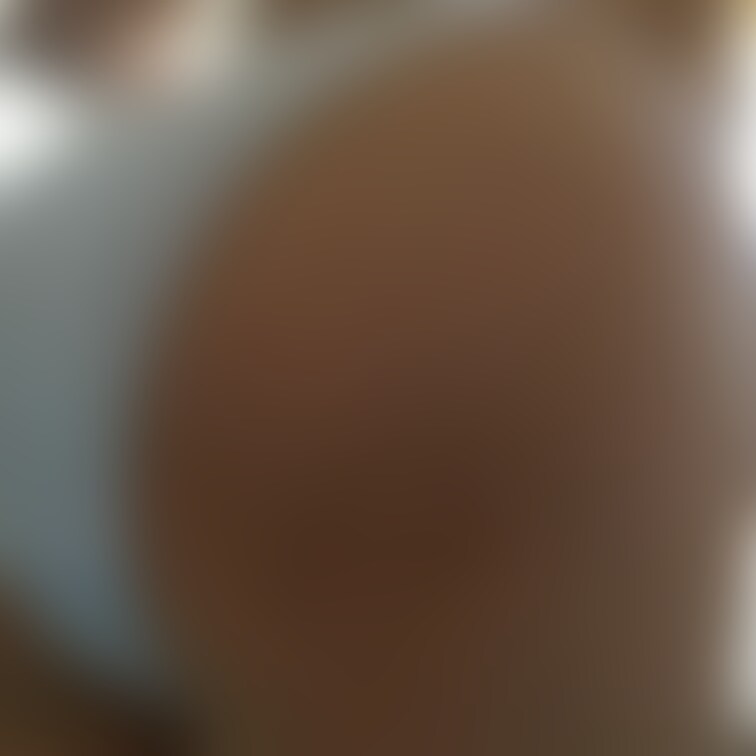 巨乳OLのお尻
弄りたい?