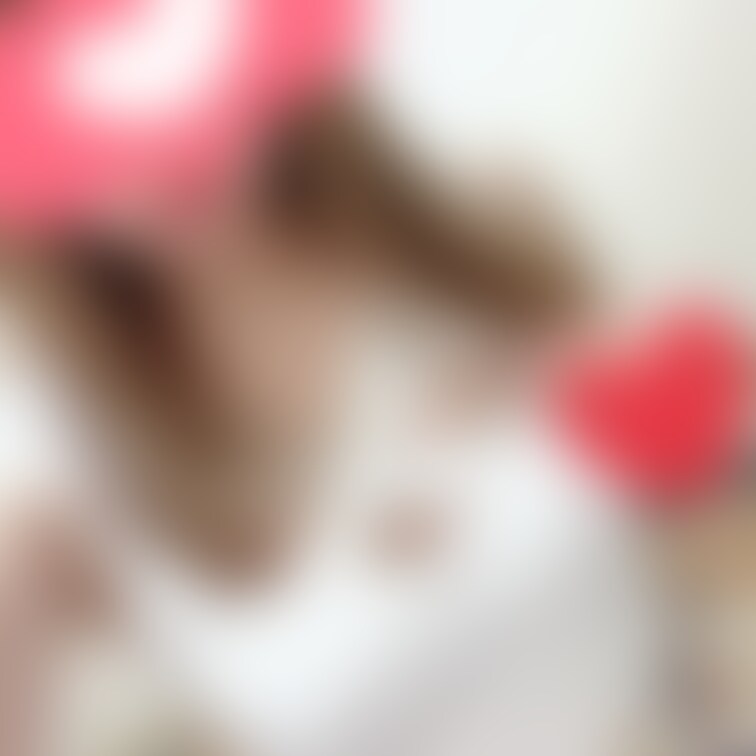 ドレス姿♡
似合いますか?(つω`*)