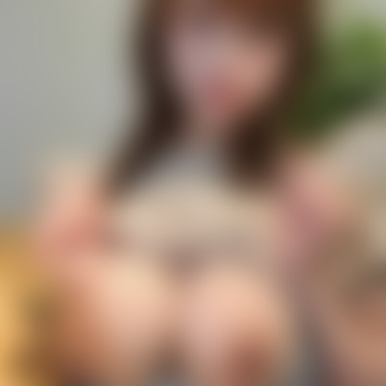 私のお顔とおっぱいのもざなし写真です✨
旦那さんに内緒でのせました🥲💦
私でたくさん出してくれたら嬉しいです😚
