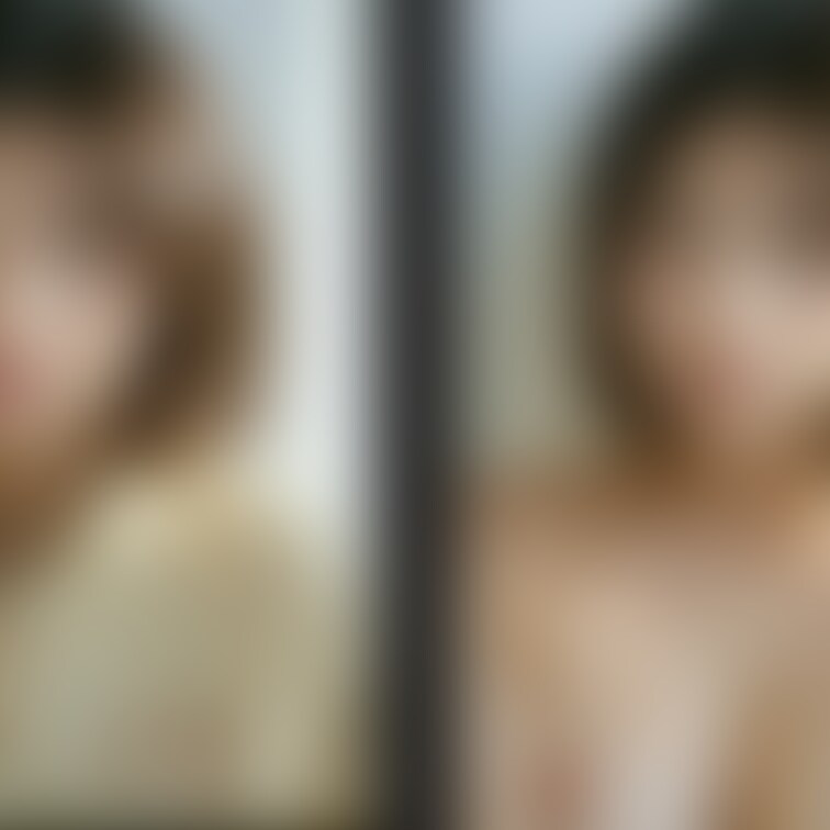 着衣と脱衣を並べた画像です。画像№1149