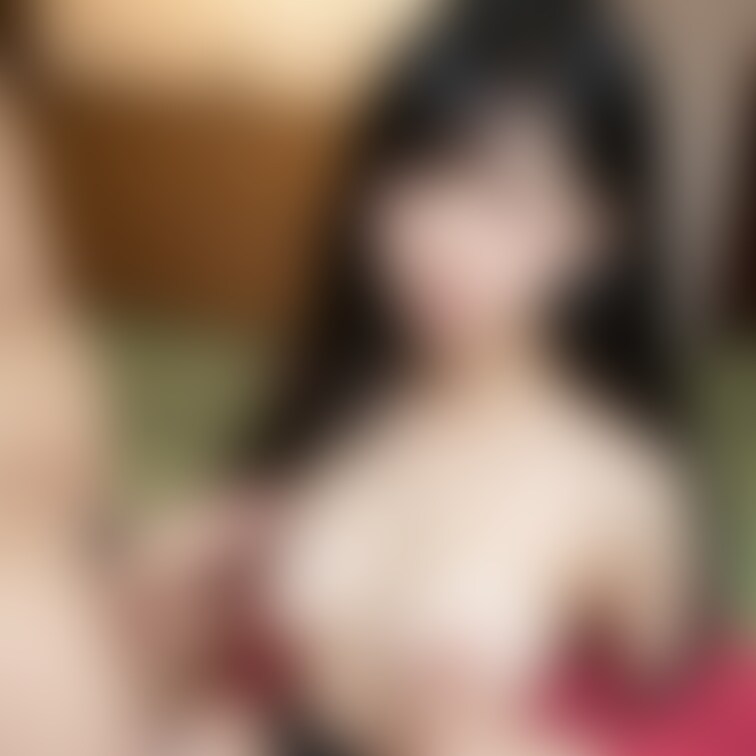 胸に出して。
かわいいと思ったらいいね、フォローお願いします！