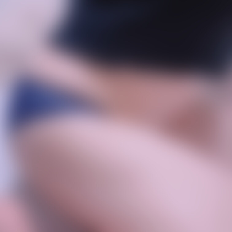 紺色と水色どっちが好きですか？🤭
私は水色♡