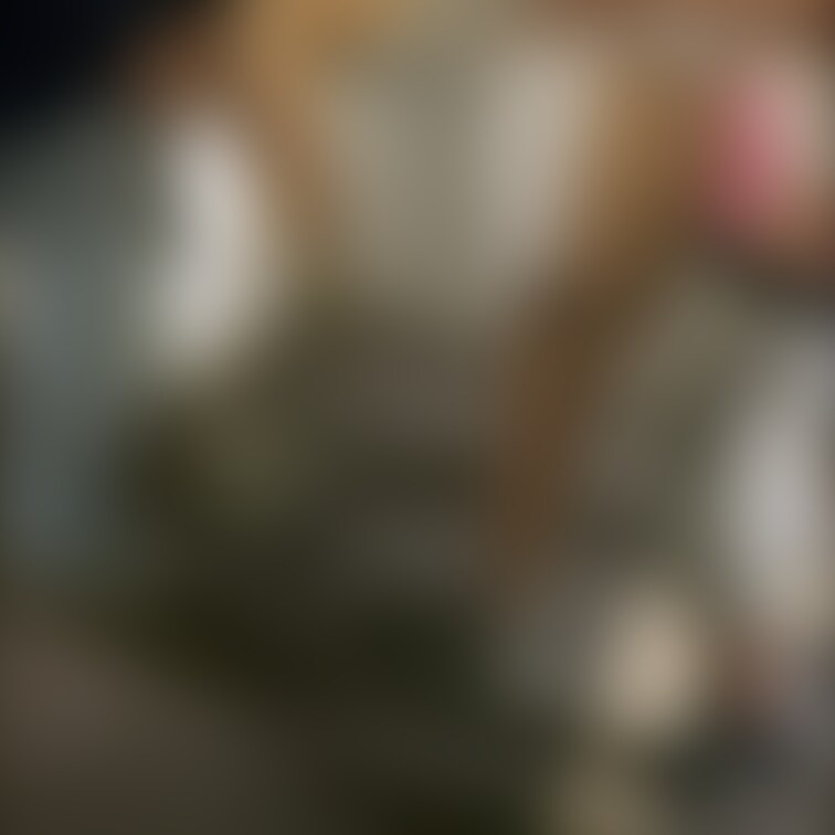 ＜本日の１枚＞
貸出NTRプレイ。駐車場で串刺しにされてる妻の写真を、自宅で受け取った Taka...

