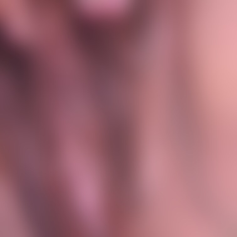 クリいじってると入れたくなります。。。我慢( ノ ̫<。 )