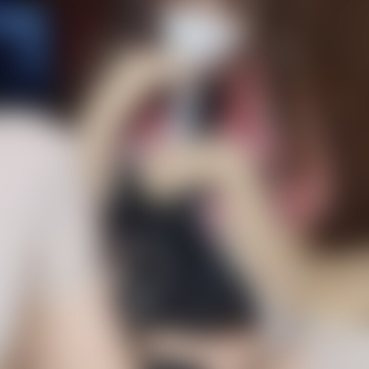 黒チャイナメイド男の○○○のおちんぽ見せつけ誘惑💕
全裸になってシコシコしまくれ？