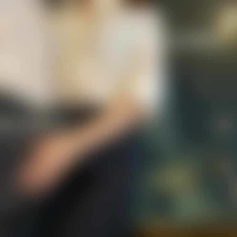 スーツで密会、、🥀