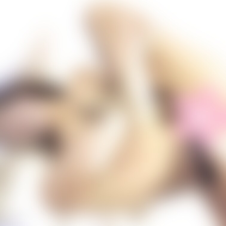 🎀ドM女性バイブ挿入放置プレイ

ドM女性を胡座縛りで転がして電マ性感プレイの後にバイブを挿入ししばらく放置していま