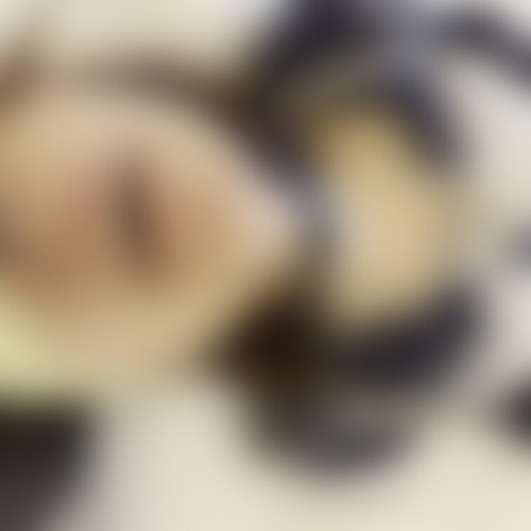 🎀M女、大股開き電マ固定○○○

○○○初心者のM女美咲ちゃん。大股開き電マ固定で縛り上げられ鼻フックをされて何度も