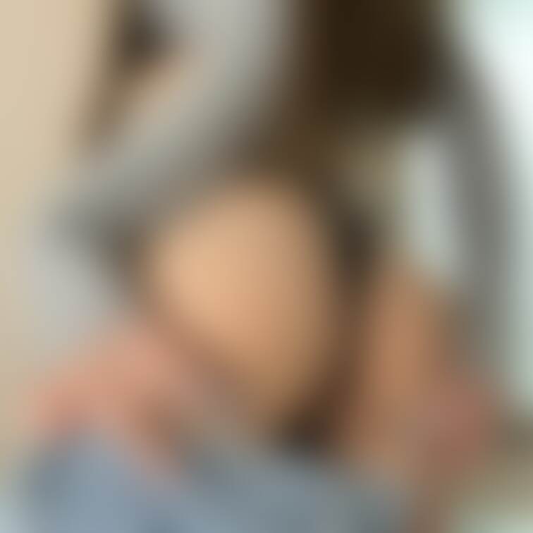 デニムとTバックずらして後ろからくぱぁの丸見え自撮り💗
ライト当ててくっきり見えてます....💗